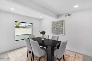 3926 E Laurel Ln, Phoenix, AZ 85028 - Photo 12