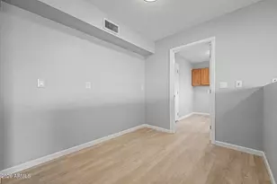 545 S Glennwood Circle, Mesa, AZ 85204 - Photo 10