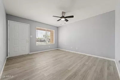 545 S Glennwood Circle, Mesa, AZ 85204 - Photo 8