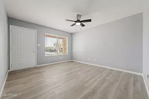 545 S Glennwood Circle, Mesa, AZ 85204 - Photo 8