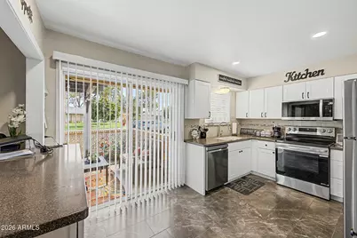 10732 W Caron Drive, Sun City, AZ 85351 - Photo 16
