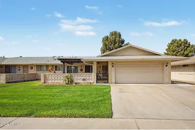 10732 W Caron Drive, Sun City, AZ 85351 - Photo 2