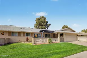 10732 W Caron Dr, Sun City, AZ 85351 - Photo 4
