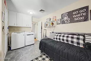 10732 W Caron Dr, Sun City, AZ 85351 - Photo 30