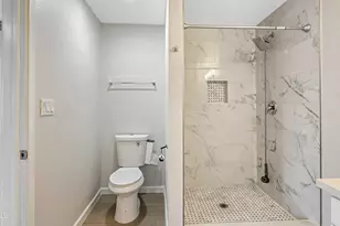 8012 W Highland Ave, Phoenix, AZ 85033 - Photo 14
