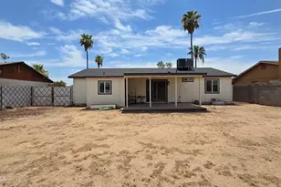 8012 W Highland Ave, Phoenix, AZ 85033 - Photo 26
