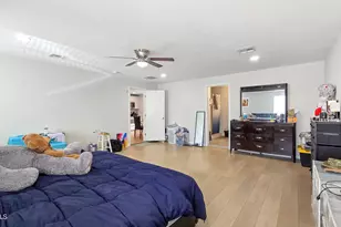 8012 W Highland Ave, Phoenix, AZ 85033 - Photo 14