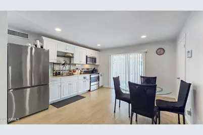 8012 W Highland Avenue, Phoenix, AZ 85033 - Photo 8