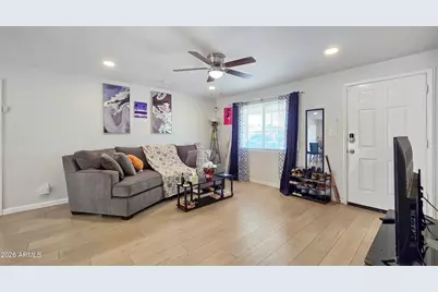 8012 W Highland Avenue, Phoenix, AZ 85033 - Photo 6