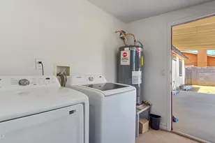 8012 W Highland Ave, Phoenix, AZ 85033 - Photo 22