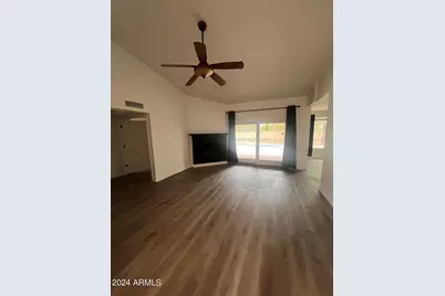 6530 S Farmer Avenue, Tempe, AZ 85283 - Photo 4