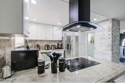 5722 N 62nd Drive, Glendale, AZ 85301 - Photo 14