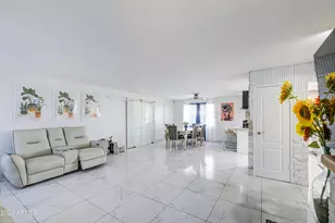 5722 N 62nd Dr, Glendale, AZ 85301 - Photo 8