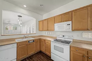 1822 E Ellis St, Phoenix, AZ 85042 - Photo 12