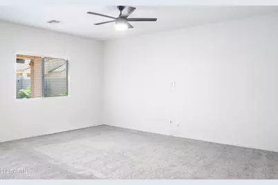 43633 W Yucca Lane, Maricopa, AZ 85138 - Photo 14