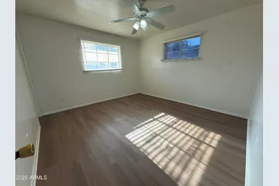 7010 N 34th Avenue, Phoenix, AZ 85051 - Photo 12