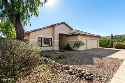1625 E Montoya Lane, Phoenix, AZ 85024 - Photo 2