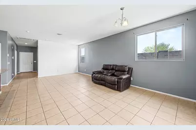 21583 W Mohave Street, Buckeye, AZ 85326 - Photo 4