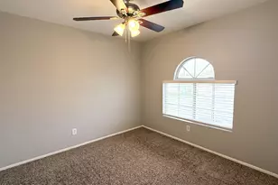 805 S Esmeralda, Mesa, AZ 85208 - Photo 18