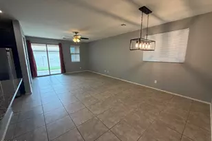 21887 N 181st Ave, Surprise, AZ 85387 - Photo 4