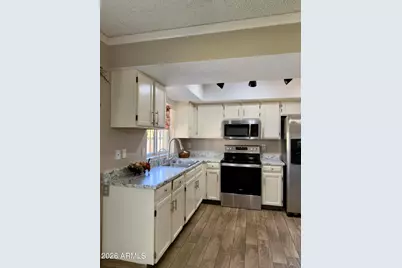 615 N 61st Drive, Phoenix, AZ 85043 - Photo 10