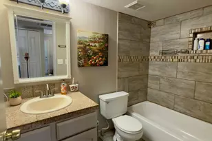 615 N 61st Dr, Phoenix, AZ 85043 - Photo 14