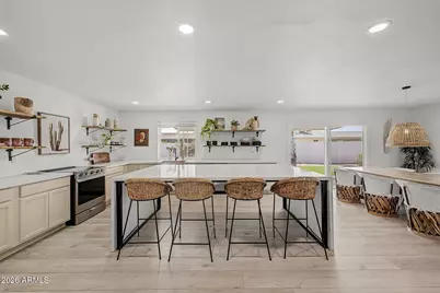 4819 W Sunnyside Avenue, Glendale, AZ 85304 - Photo 6