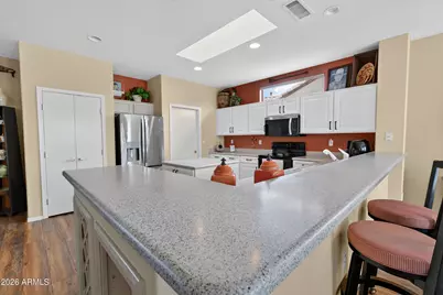 16263 W Escondido Court W, Surprise, AZ 85374 - Photo 8