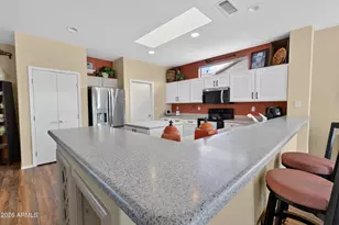 16263 W Escondido Ct W, Surprise, AZ 85374 - Photo 8