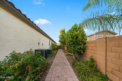 12539 W Tuckey Lane, Glendale, AZ 85307 - Photo 40