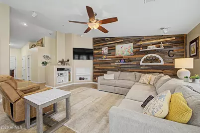18164 W Desert Lane, Surprise, AZ 85388 - Photo 6