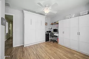 18164 W Desert Ln, Surprise, AZ 85388 - Photo 22