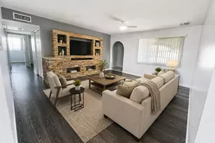5603 W Tierra Buena Ln, Glendale, AZ 85306 - Photo 10