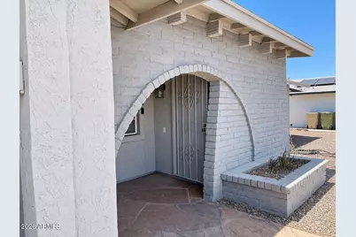 5603 W Tierra Buena Lane, Glendale, AZ 85306 - Photo 2