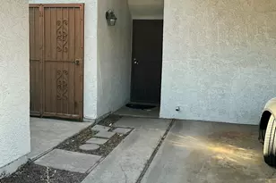 5122 E Edgemont Ave, Phoenix, AZ 85008 - Photo 1