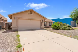 5360 Highland Shadows Dr, Sierra Vista, AZ 85635 - Photo 1