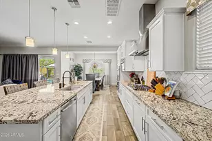 7857 S Penrose Dr, Gilbert, AZ 85298 - Photo 16