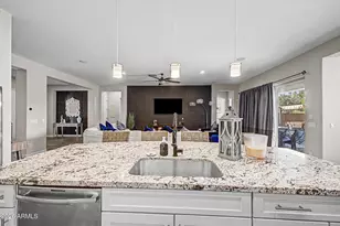 7857 S Penrose Dr, Gilbert, AZ 85298 - Photo 18