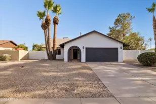 5117 E Beck Ln, Scottsdale, AZ 85254 - Photo 2