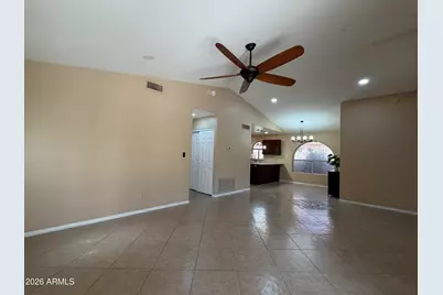 7568 W Kerry Lane, Glendale, AZ 85308 - Photo 4