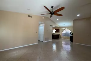 7568 W Kerry Ln, Glendale, AZ 85308 - Photo 4
