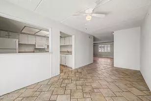4201 E Camelback Rd, Phoenix, AZ 85018 - Photo 16