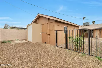 1638 E Granada Road #B, Phoenix, AZ 85006 - Photo 18