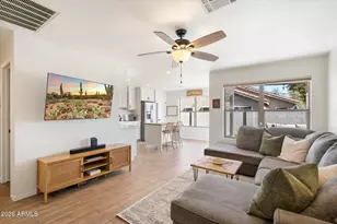 716 E Rose Marie Ln, Phoenix, AZ 85022 - Photo 8