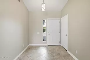 3256 E Rosemonte Dr, Phoenix, AZ 85050 - Photo 4