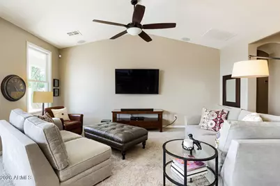 2178 E Wisteria Drive, Chandler, AZ 85286 - Photo 6