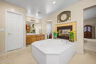 3907 E Indigo Bay Dr, Gilbert, AZ 85234 - Photo 30