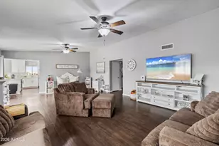 16418 N 47th Ave, Glendale, AZ 85306 - Photo 6