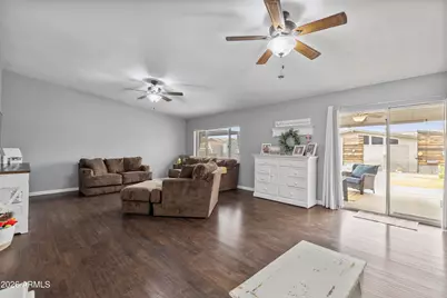 16418 N 47th Avenue, Glendale, AZ 85306 - Photo 4