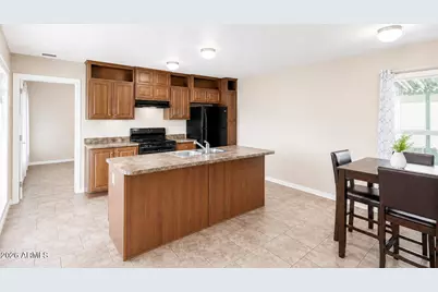 7810 W Peoria Avenue #121, Peoria, AZ 85345 - Photo 6